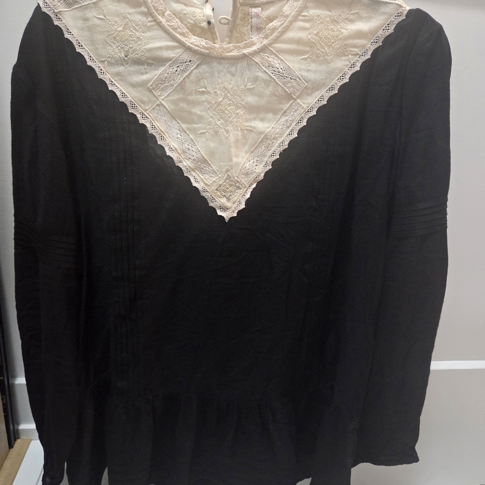 Free People Elegant Black Lace Women's Top